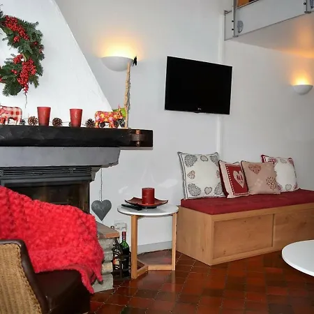 3 Pieces, 7 Couchages, - Fr-1-241-203 *